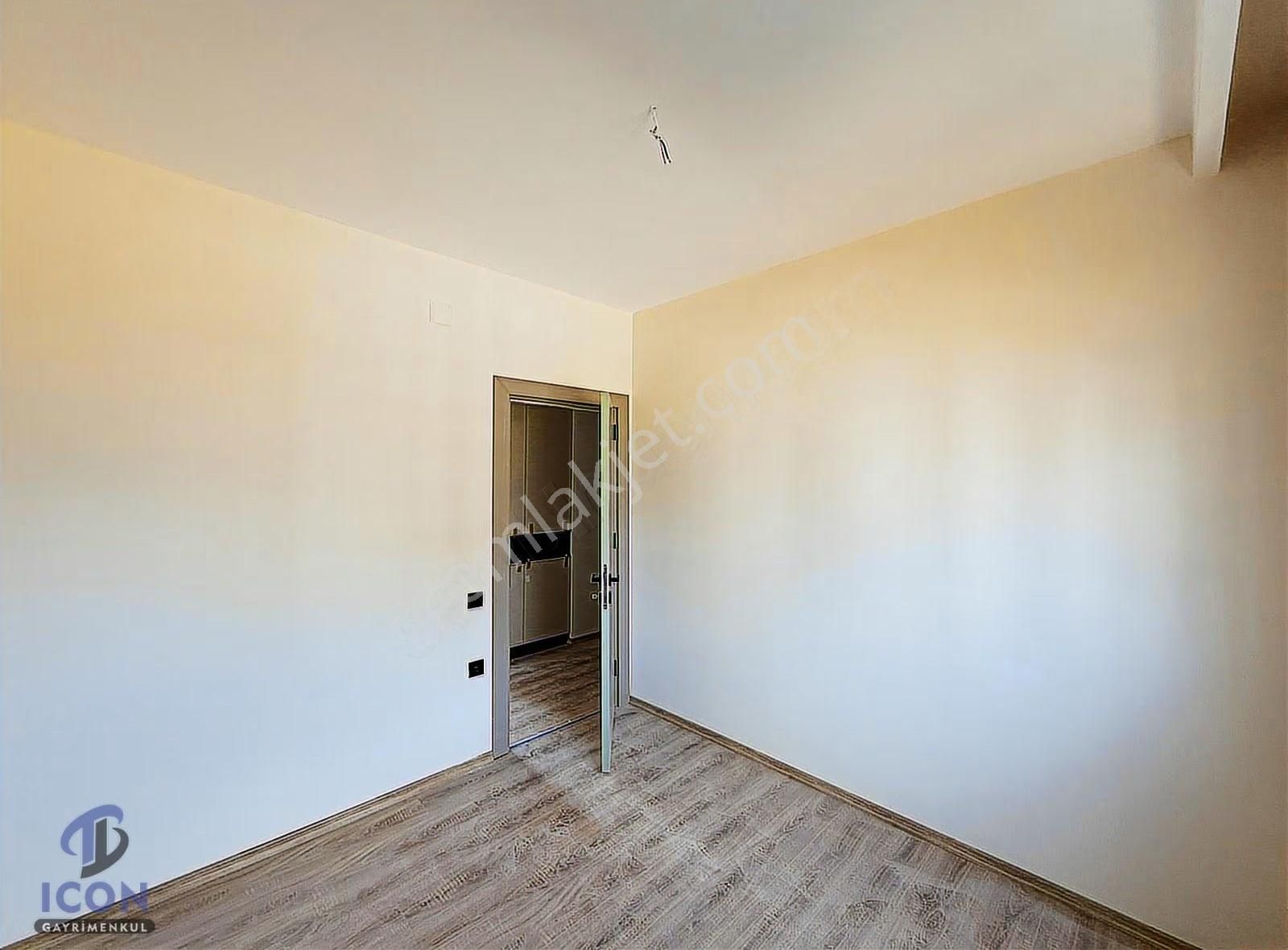 Icon'dan 75.yıl Mah'de Merkezi Konum Havuzlu Şık 2+1 - Görsel 6