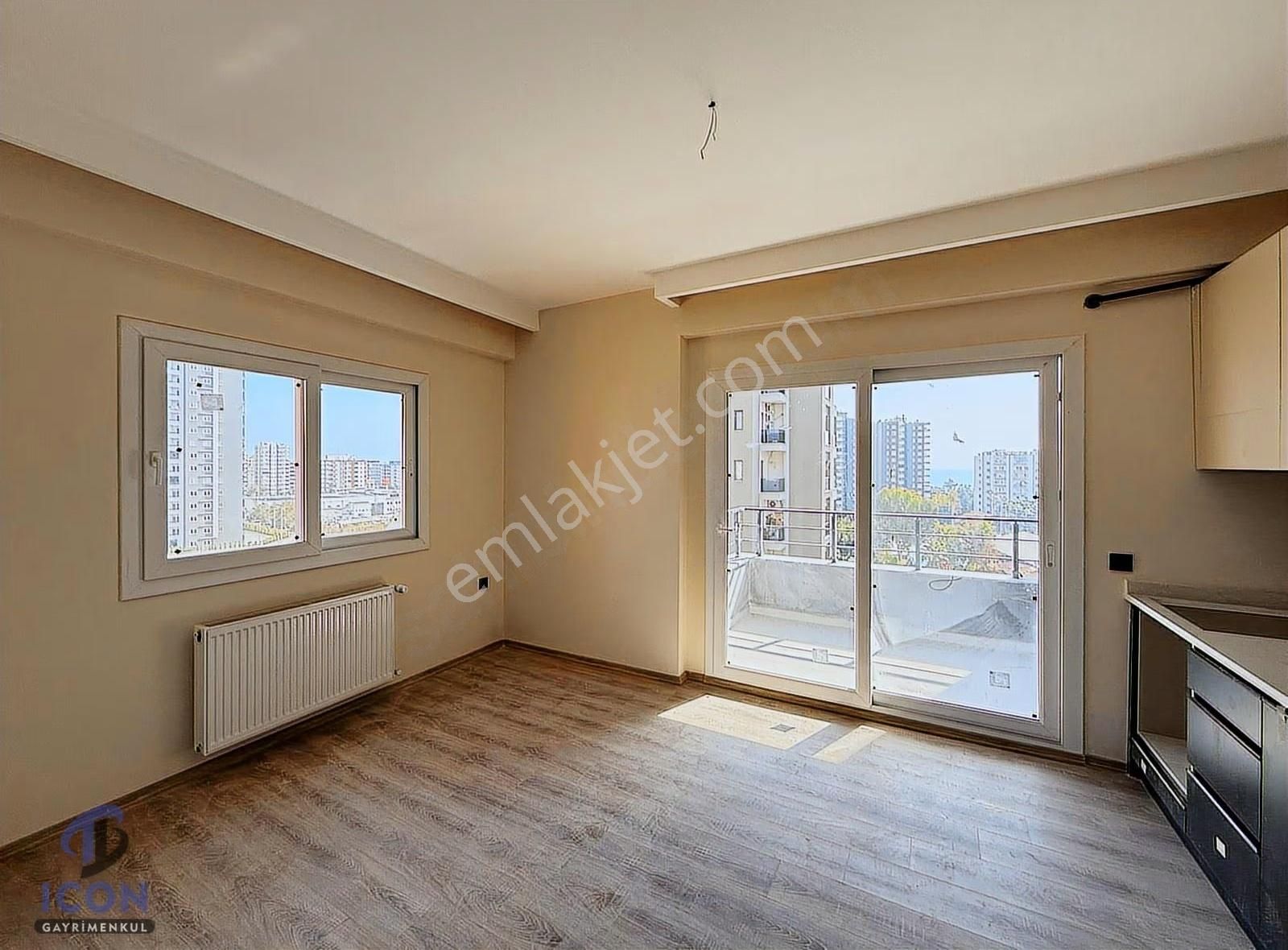 Icon'dan 75.yıl Mah'de Merkezi Konum Havuzlu Şık 2+1 - Görsel 19