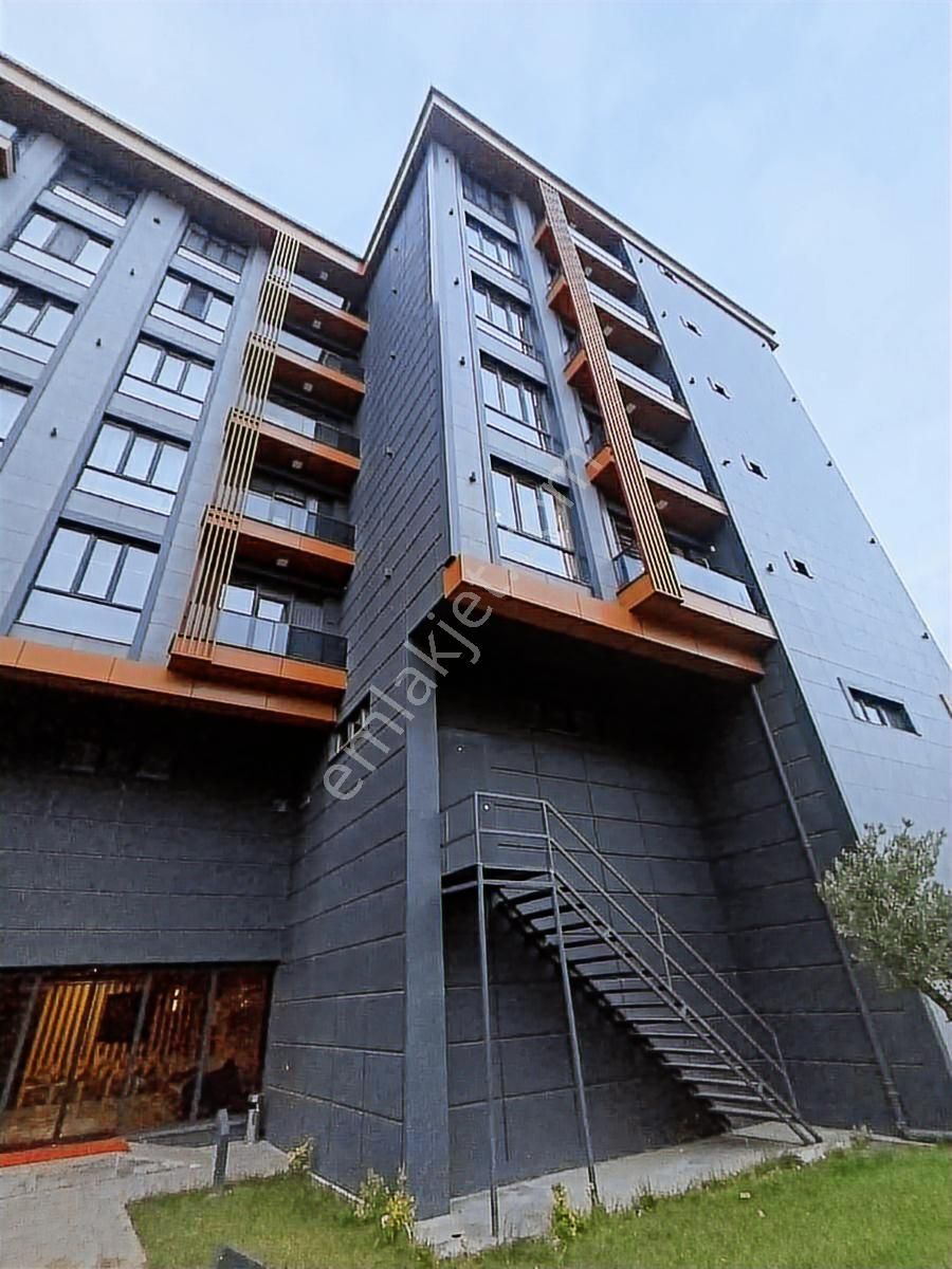 Korkmaz Gayrimenkul Den Uysal Boulevard Ta Kiralik 1+1 Daire