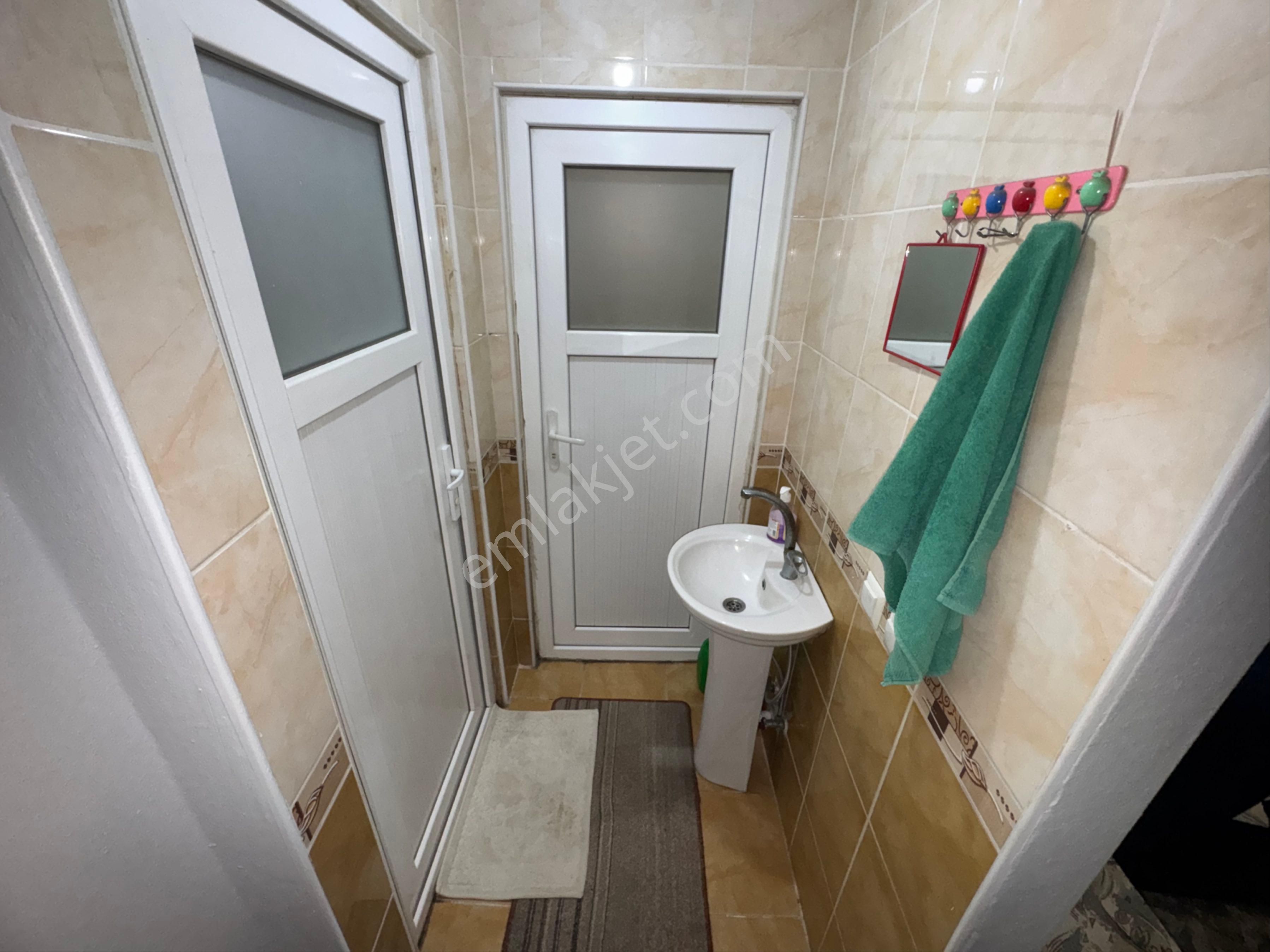 Zaferyapıdan Satılık Yüksekcamlı Bahçekatı Daire 2+1 80m2 15yaş Krediye Uygun Cebeci Mahde - Görsel 22