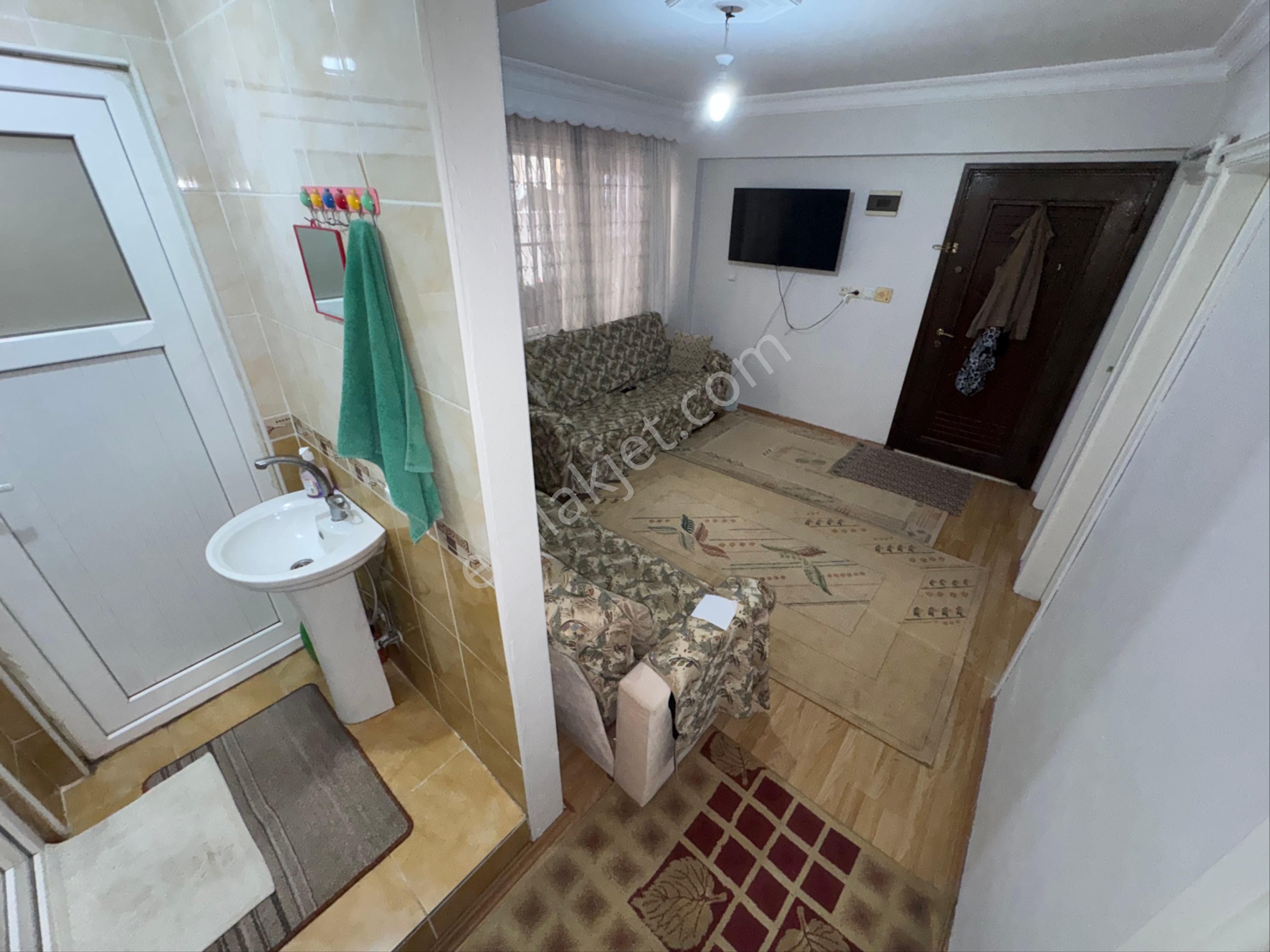 Zaferyapıdan Satılık Yüksekcamlı Bahçekatı Daire 2+1 80m2 15yaş Krediye Uygun Cebeci Mahde - Görsel 23