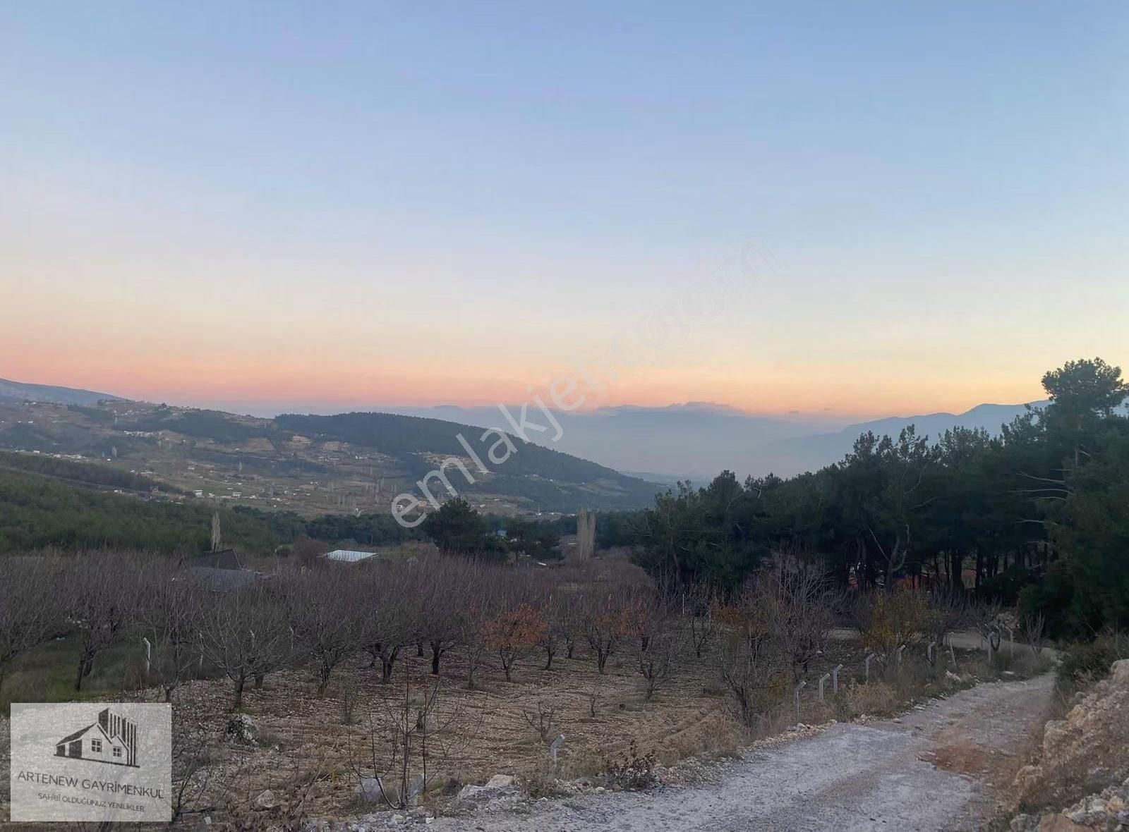 Artenew'den 200 M2 Son Parseller Köy Merkezine Yakın