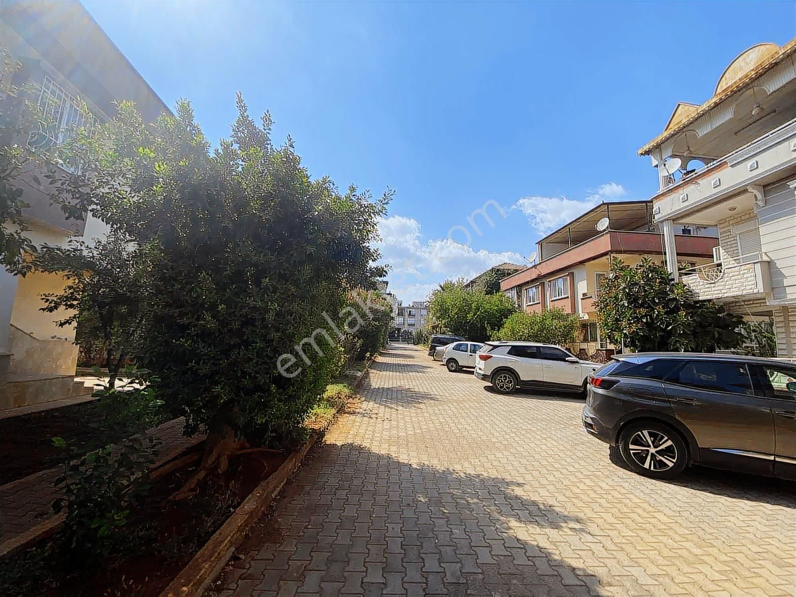 Kaçırılmayacak Fırsatta Site İçi Triblex Villa - Görsel 9