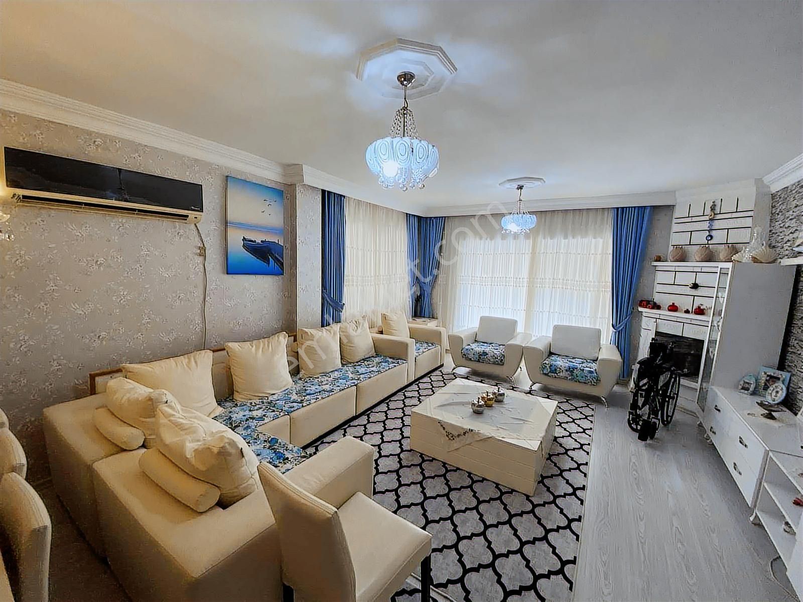 Kaçırılmayacak Fırsatta Site İçi Triblex Villa - Görsel 21