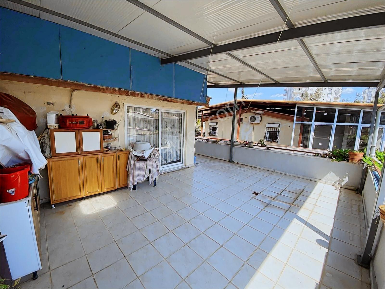 Kaçırılmayacak Fırsatta Site İçi Triblex Villa - Görsel 15