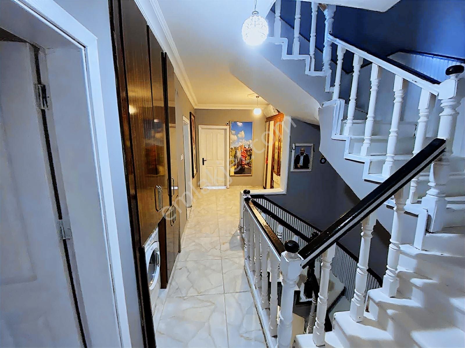 Kaçırılmayacak Fırsatta Site İçi Triblex Villa - Görsel 2