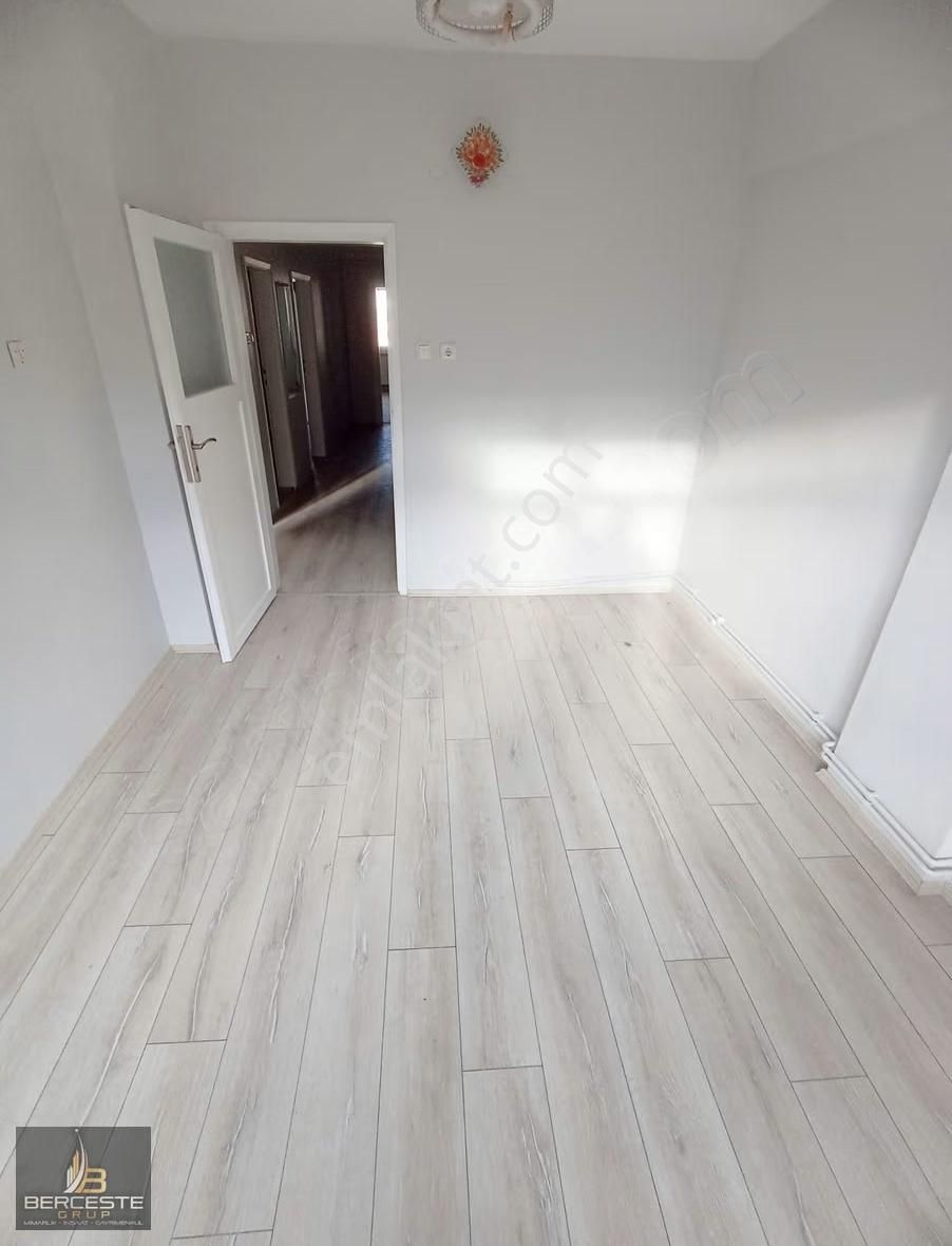 Berceste Grup/beşevler Konak'ta Satılık 2+1 Merkezi Daire - Görsel 8