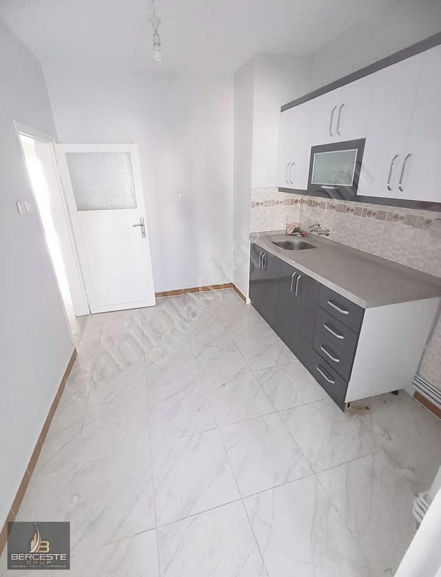 Berceste Grup/beşevler Konak'ta Satılık 2+1 Merkezi Daire - Görsel 7