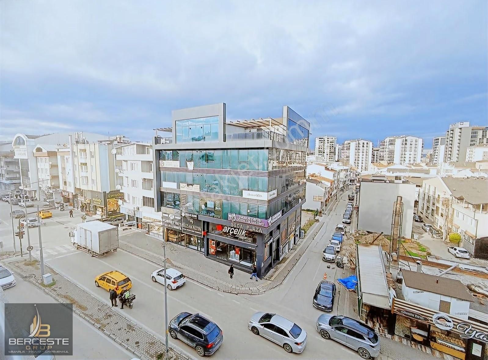 Berceste Grup/beşevler Konak'ta Satılık 2+1 Merkezi Daire - Görsel 5