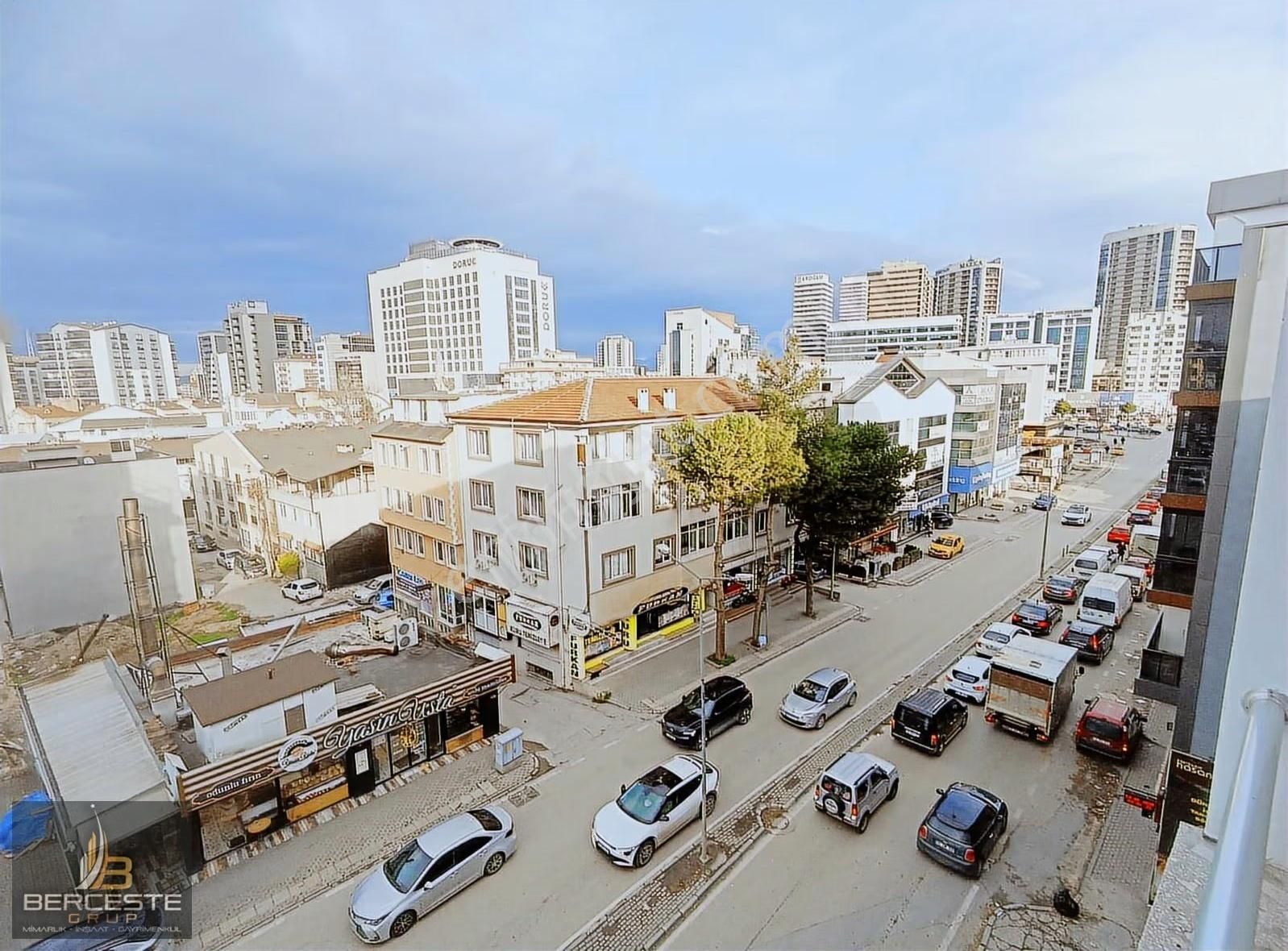 Berceste Grup/beşevler Konak'ta Satılık 2+1 Merkezi Daire - Görsel 13