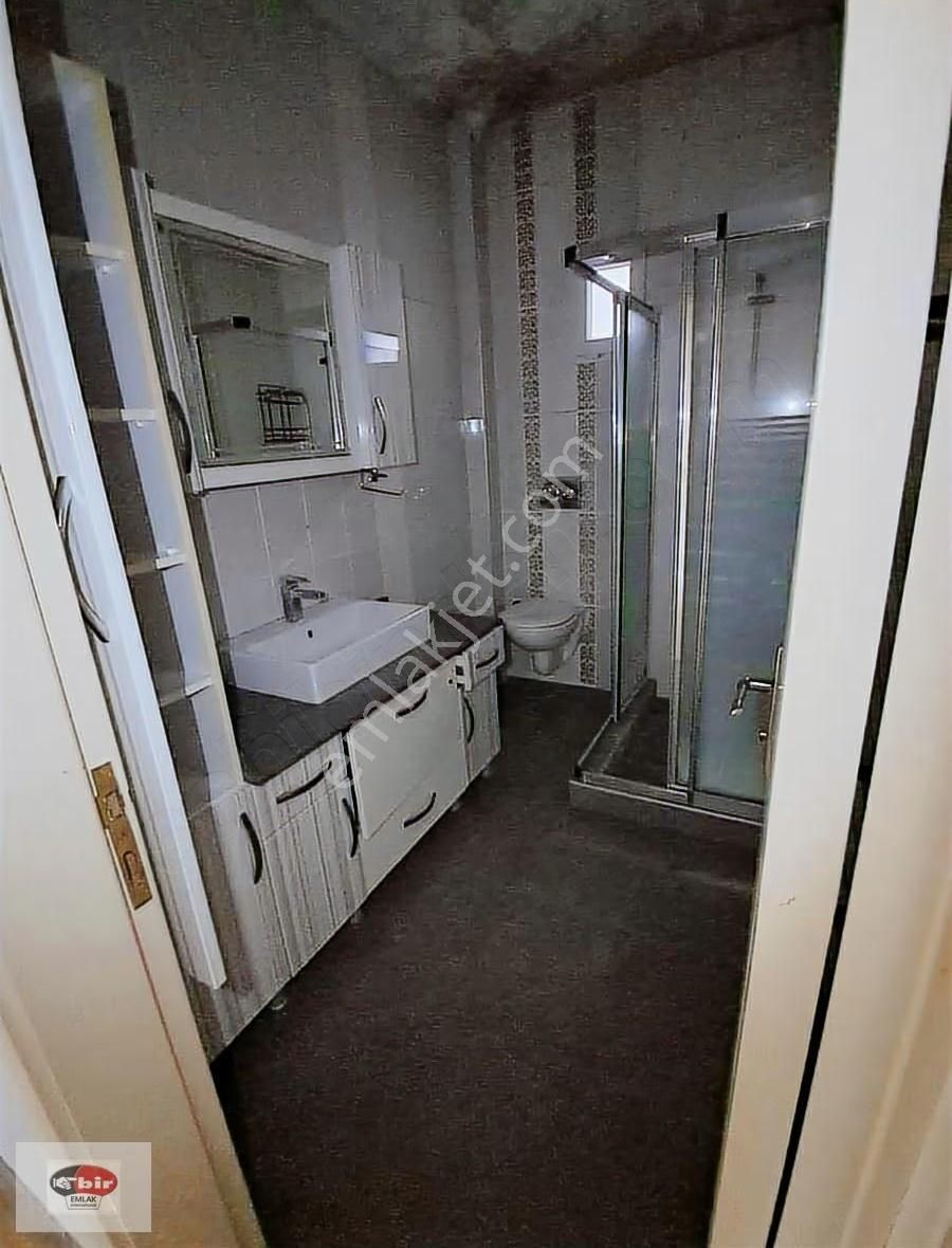 Esat Akyüz Sokakta 3+1 Kiralık Daire - Görsel 7