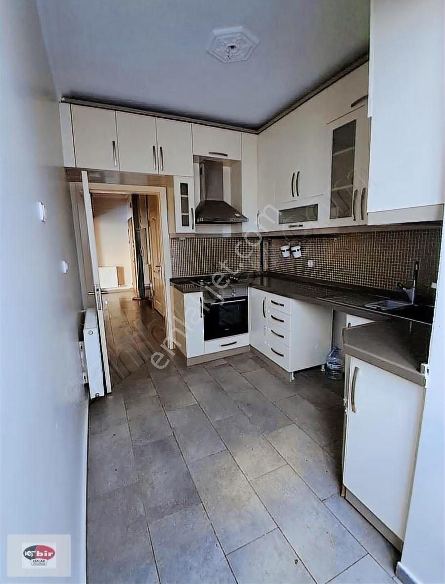 Esat Akyüz Sokakta 3+1 Kiralık Daire - Görsel 31
