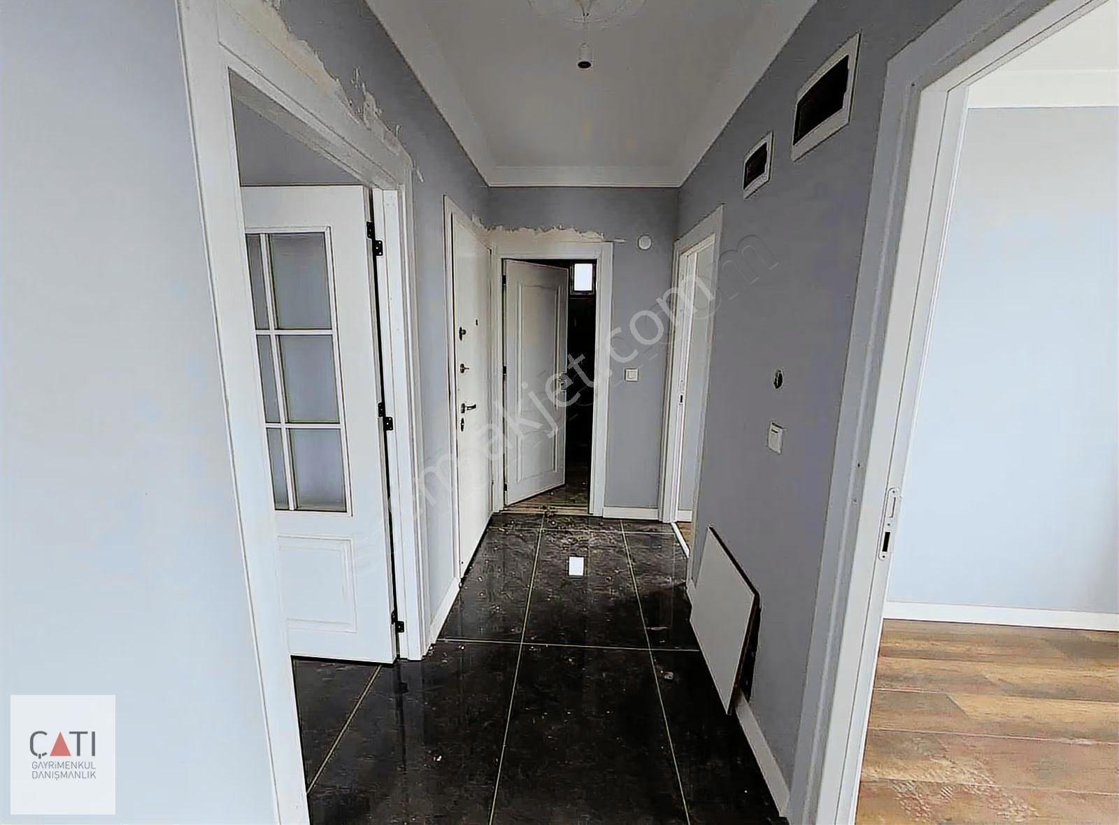 Darıca Sırasöğütler'de Satılık Asansörlü Ultra Lüks 2+1 Daire - Görsel 3