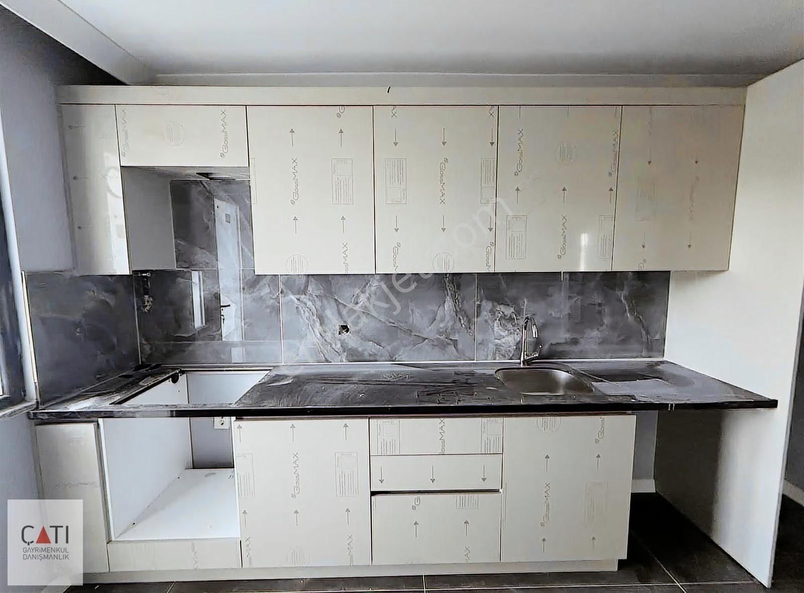 Darıca Sırasöğütler'de Satılık Asansörlü Ultra Lüks 2+1 Daire - Görsel 17