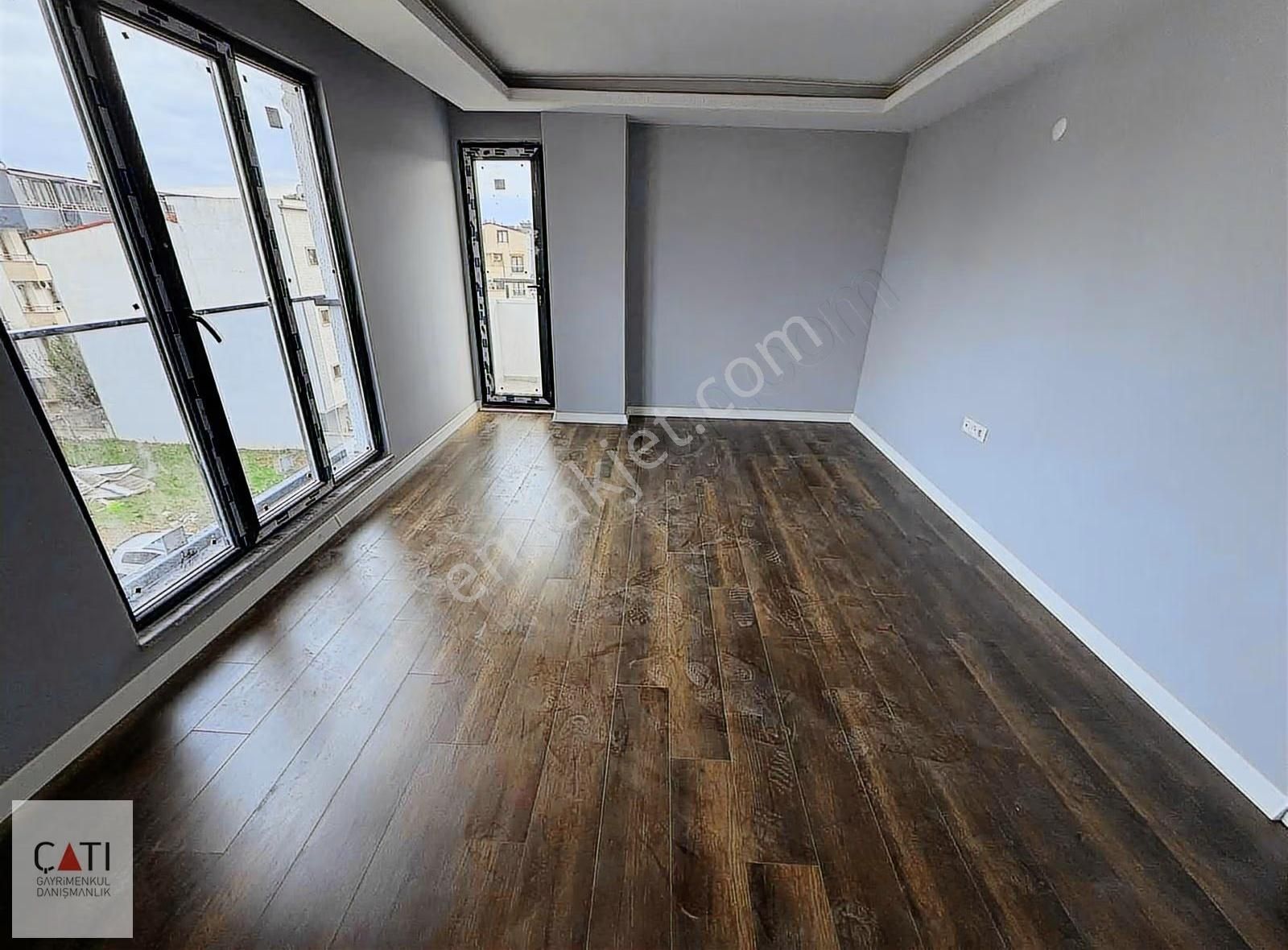 Darıca Sırasöğütler'de Asansörlü Ultralüks 2+1 Satılık Daire