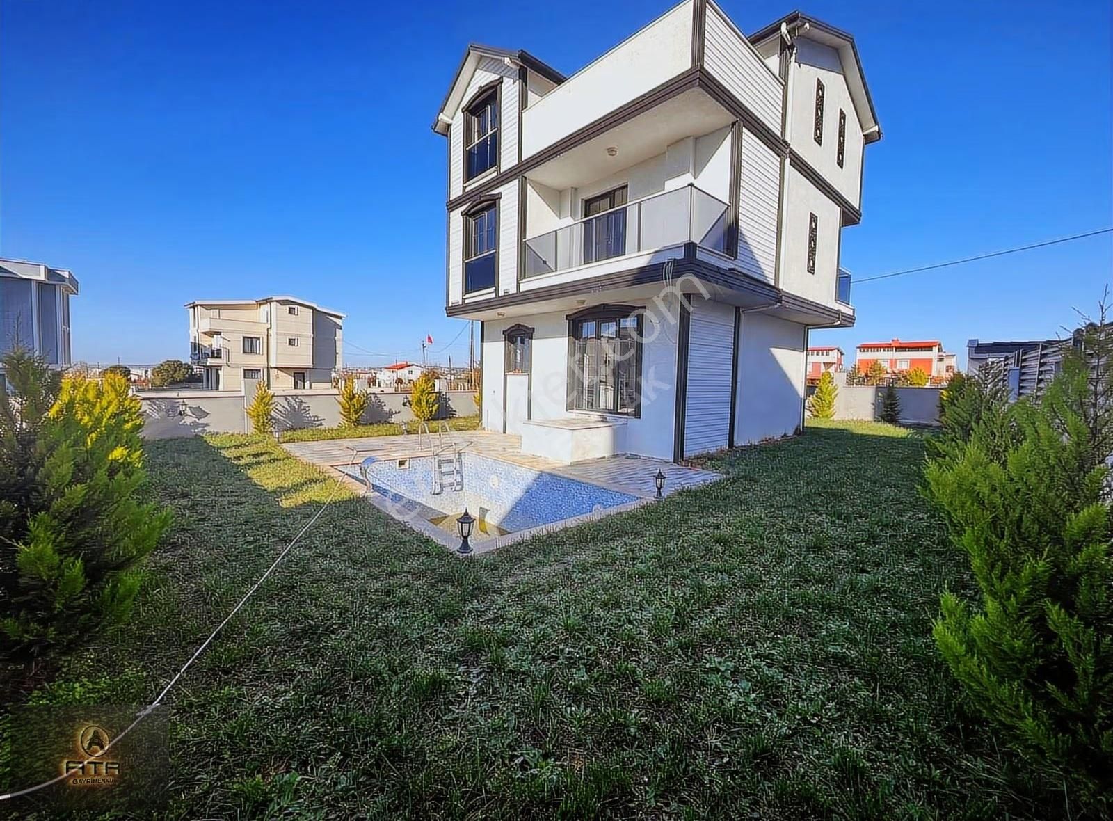 Ata Gayrimenkul'den 350 M2 Arsa İçerisnde 5+1 Havuzlu Lüks Villa - Görsel 25