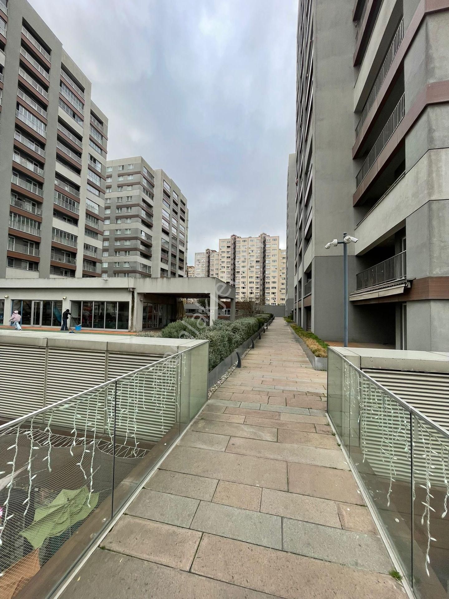 İstanbul Beylikdüzü Makyol Yaşam'da 1+1 75 M2 Bürüt Satılık Daire - Görsel 24