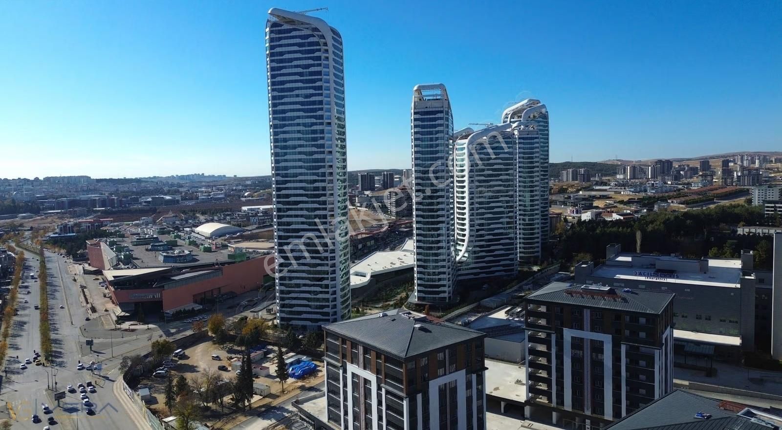 15 Temmuz 3.5+1 Daire Empire'da 8. Kat Site İçi Cephe - Görsel 11