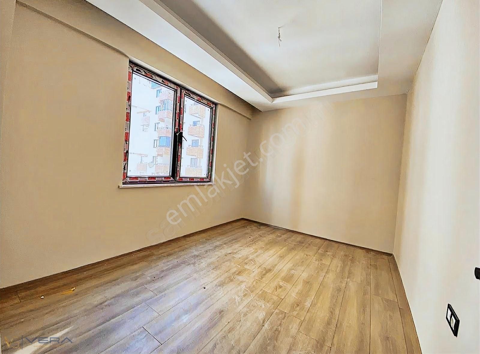 Vera'dan Abdulhamithan'da Satılık 3.5+1 Fırsat Daire - Görsel 26