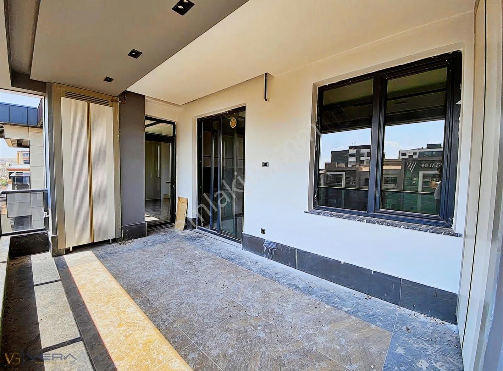 Güvenevler Günsev 7 Sitesinde Satılık Fırsat Daire - Görsel 21