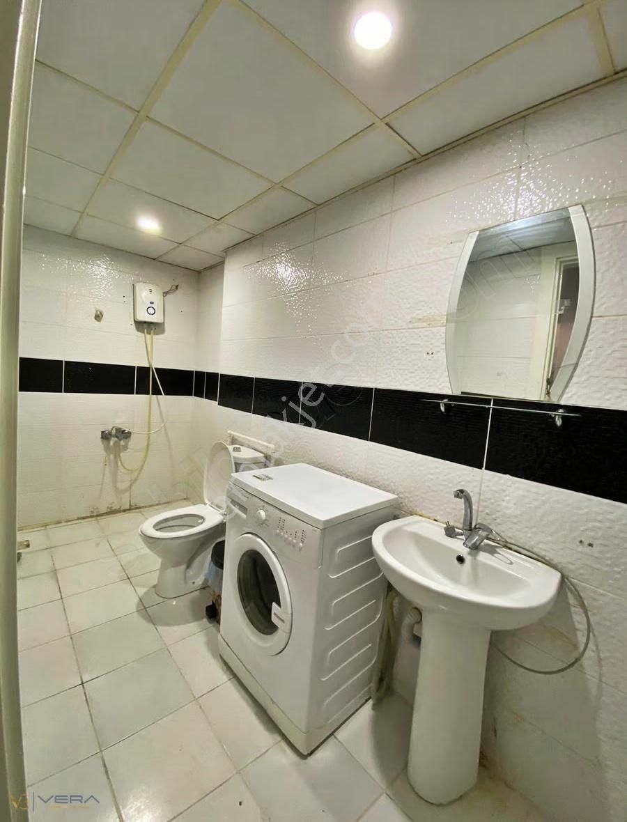 Güneykent'te Memur Binasında Kiralık Eşyalı 1+1 Daire - Görsel 3