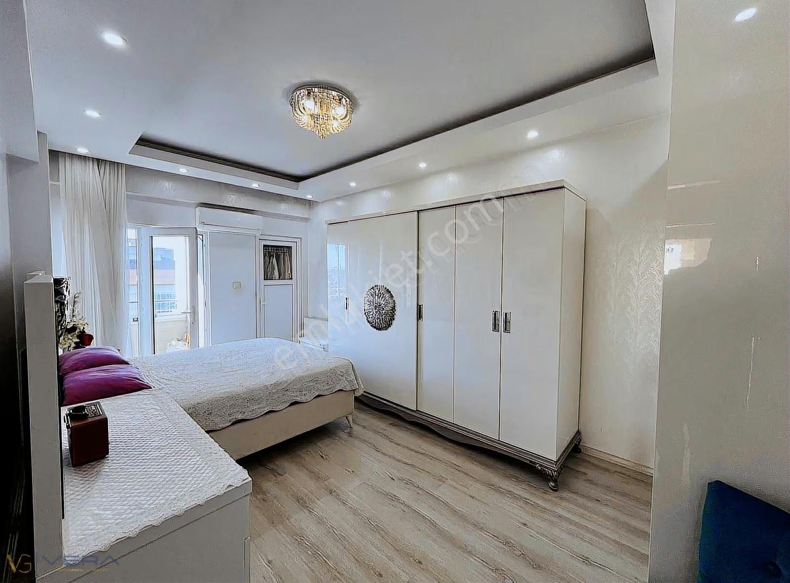 Vera'dan Karataş Merkezde Site İçerisinde Satılık 3+1 Daire - Görsel 12