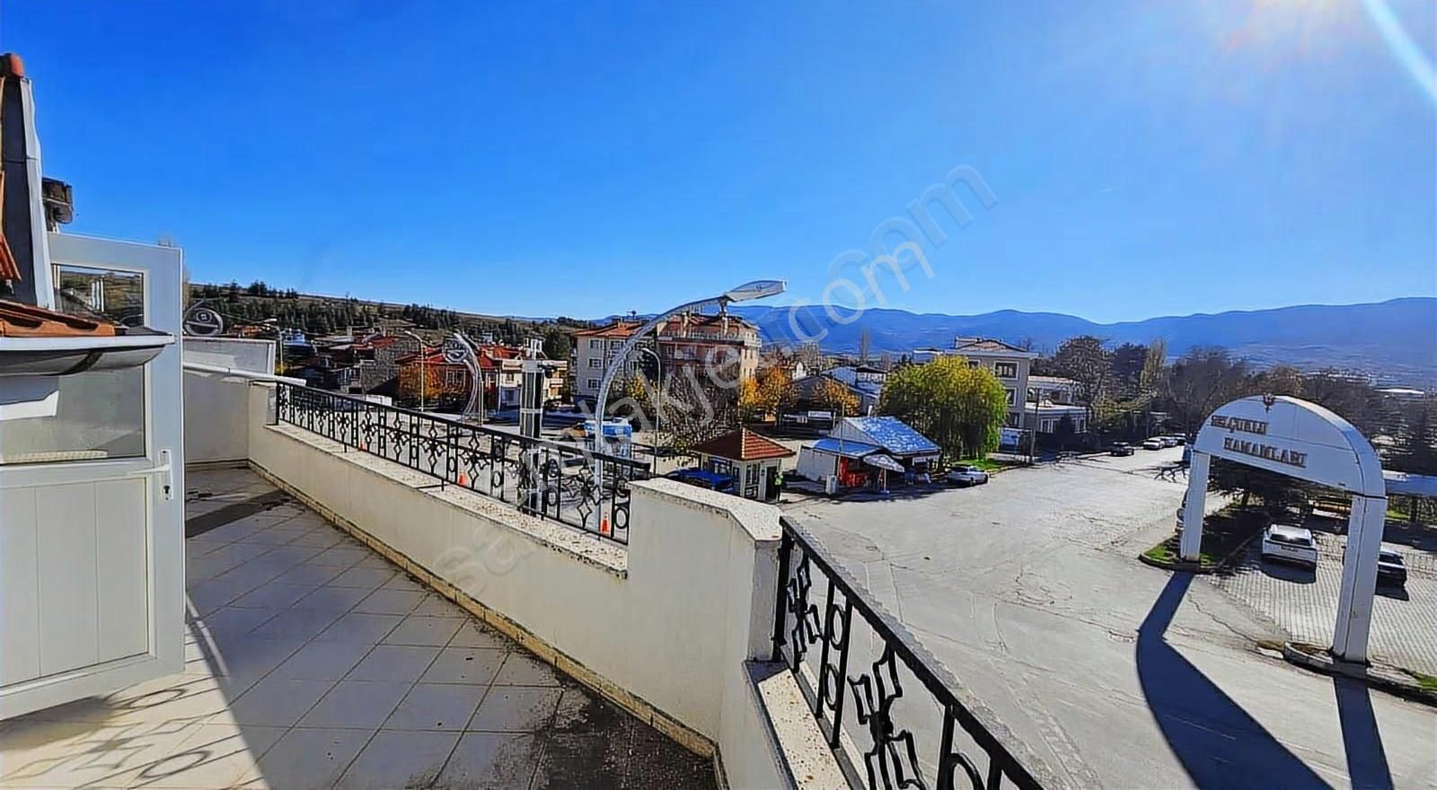 Odak' Tan Yoncalı' Da Ana Cadde De Satılık Otel .... - Görsel 4