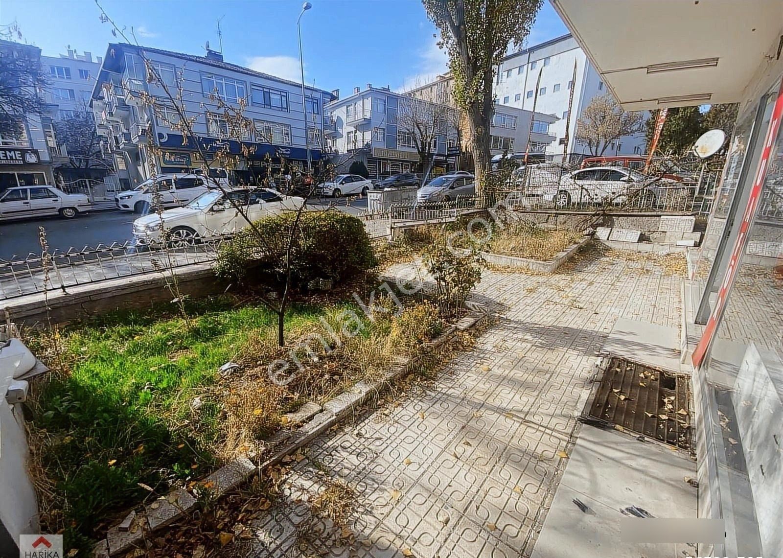 Bağlar Caddesi'nde İşlek Konumda 80 M2 Yapılı Satılık Dükkan - Görsel 2