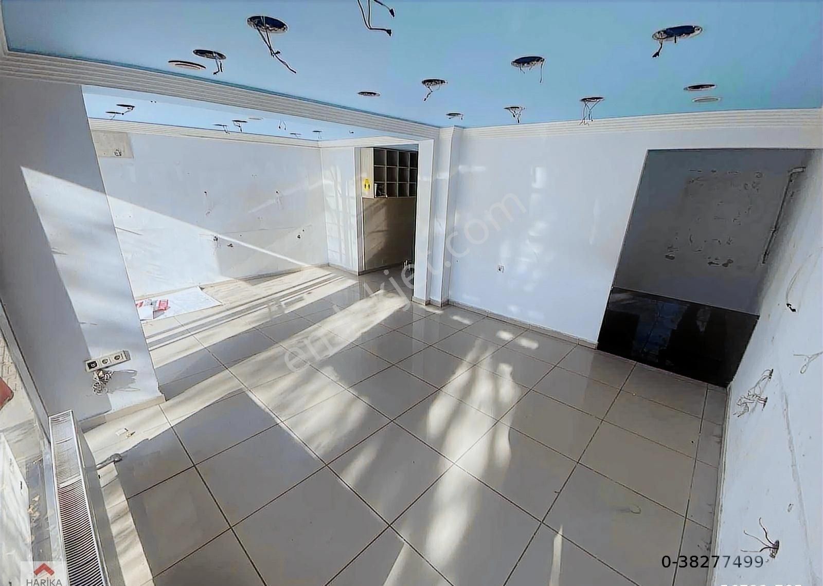 Bağlar Caddesi'nde İşlek Konumda 80 M2 Yapılı Satılık Dükkan - Görsel 3