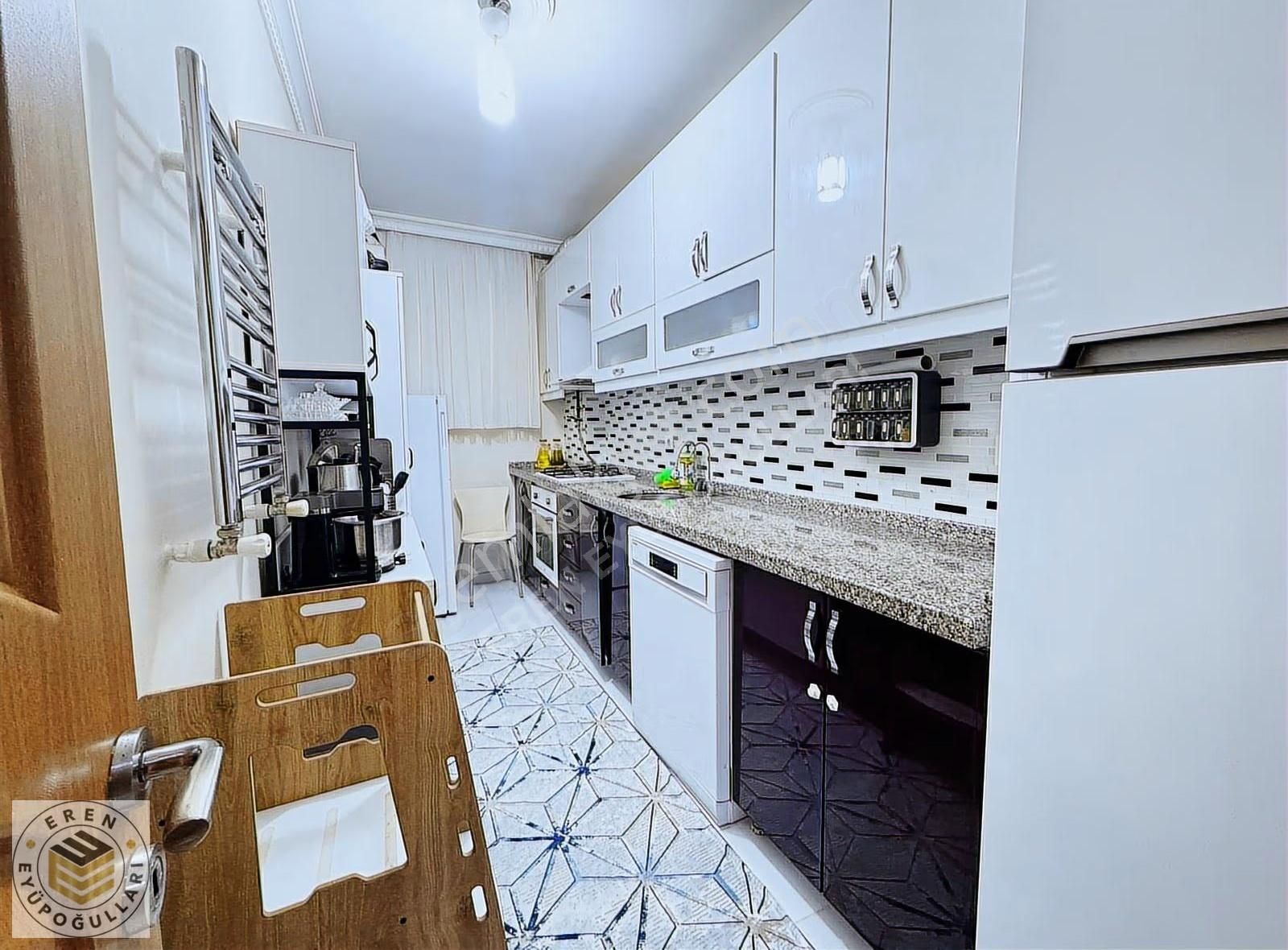B.paşa Yenidoğan Mah. 15 Yıllık 2+1 80m² Satılık Daire - Görsel 15