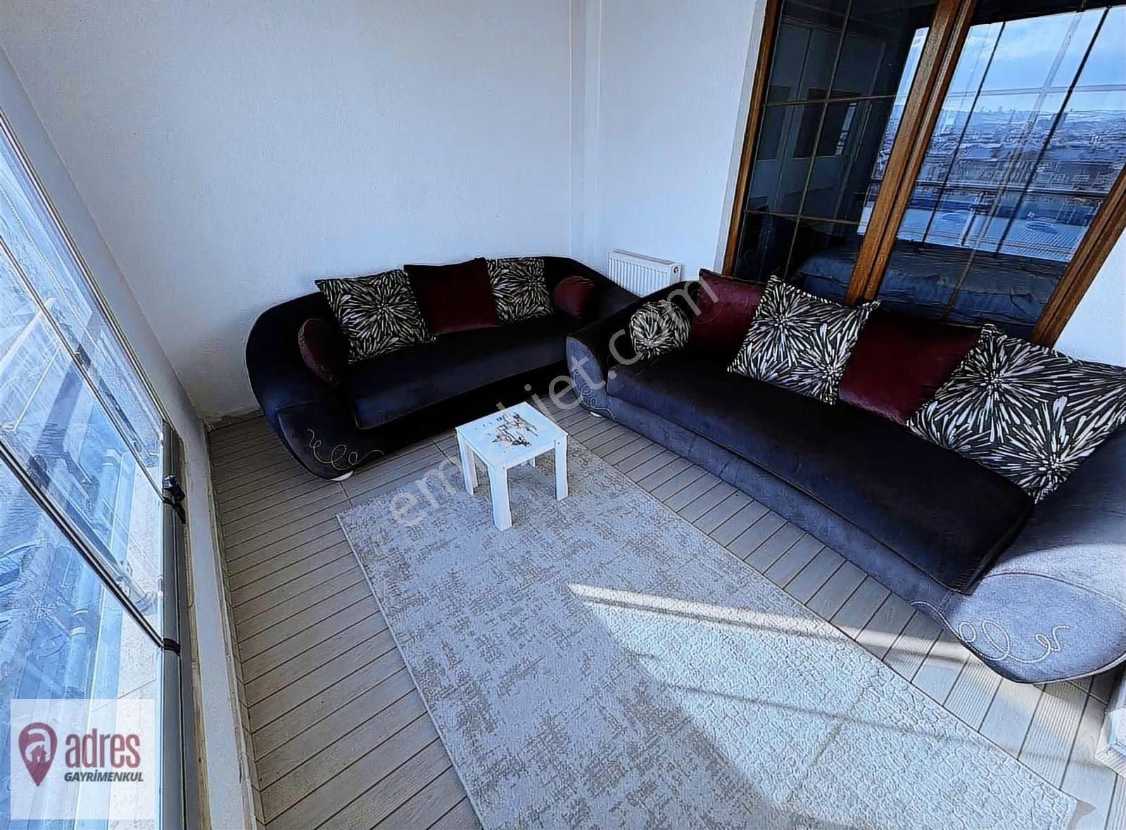 Eryamanda Lüks Eşyalı 1+1 Kiralık Daire İnternet Ve Abonelik Var - Görsel 10