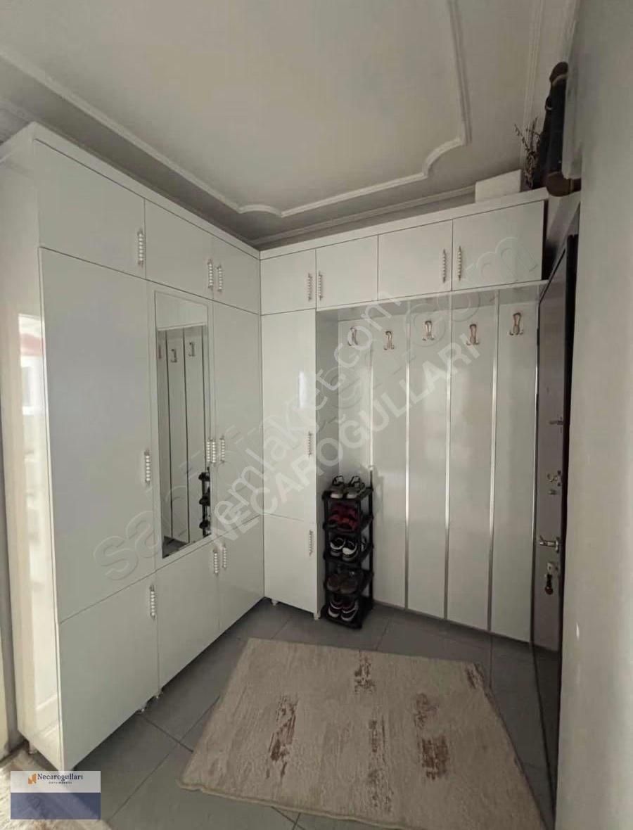 Necaroğullarından Cezaevi Üst Köşede Bakımlı 3+1 Daire - Görsel 8