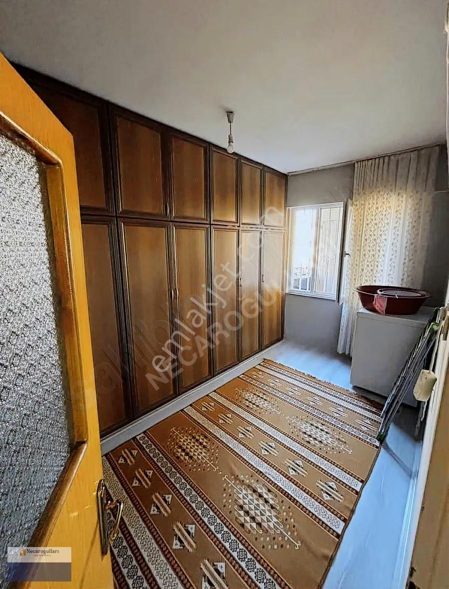 Necaroğullarından Cezaevi Üst Köşede Bakımlı 3+1 Daire - Görsel 10