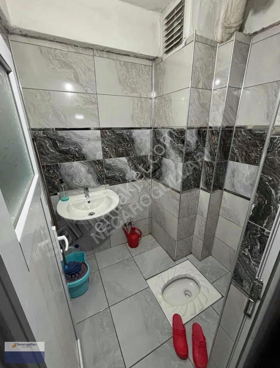 Necaroğullarından Cezaevi Üst Köşede Bakımlı 3+1 Daire - Görsel 15