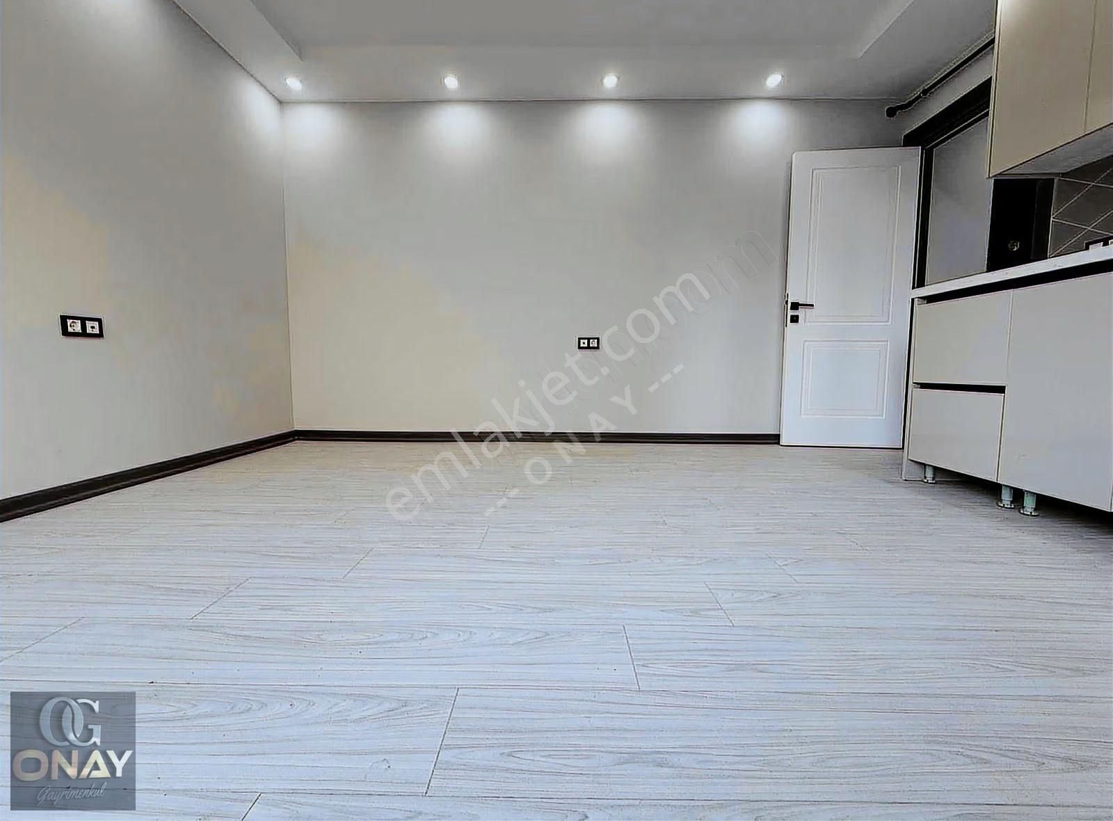 Onay 'dan Çerkezköy Merkezde Çarşıda Plazada 1+1 Ofis - Görsel 31