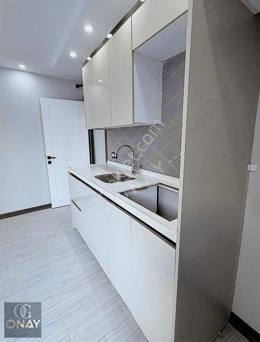 Onay 'dan Çerkezköy Merkezde Çarşıda Plazada 1+1 Ofis - Görsel 8