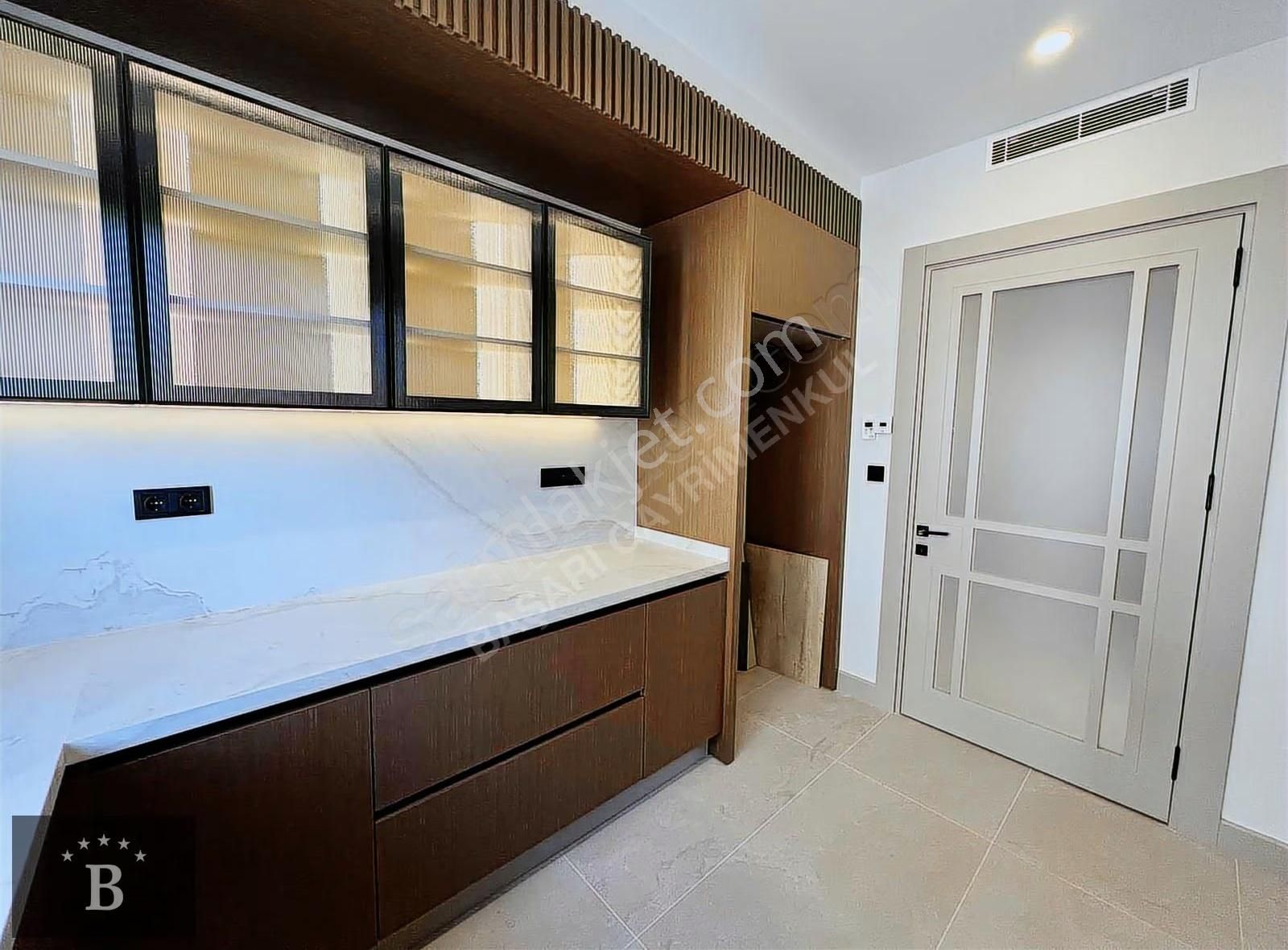 Başarı'dan Suadiye Sahilde Kapanmaz Deniz Manzaralı 230 M2 Sıfır - Görsel 21