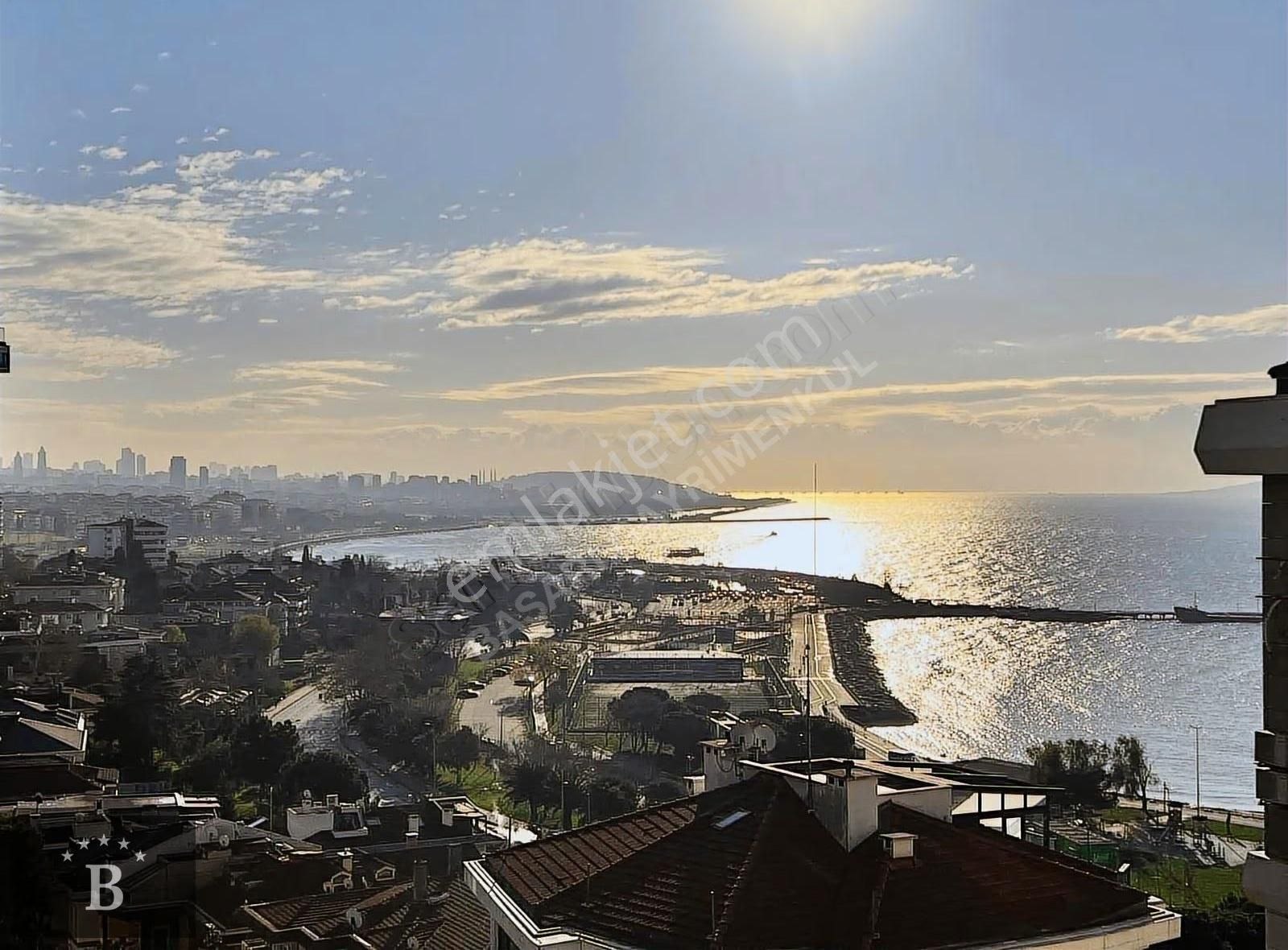 Başarı'dan Suadiye Sahilde Kapanmaz Deniz Manzaralı 230 M2 Sıfır