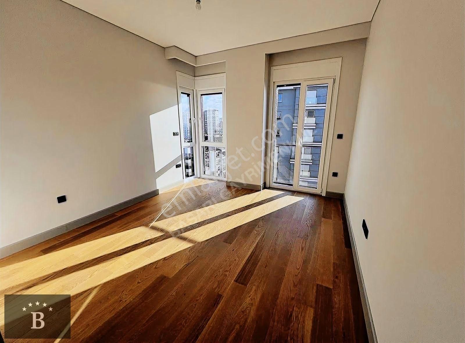 Başarı'dan Suadiye Sahilde Kapanmaz Deniz Manzaralı 230 M2 Sıfır - Görsel 20