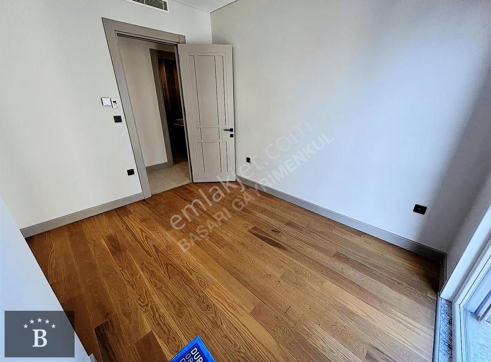 Başarı'dan Suadiye Sahilde Kapanmaz Deniz Manzaralı 230 M2 Sıfır - Görsel 14