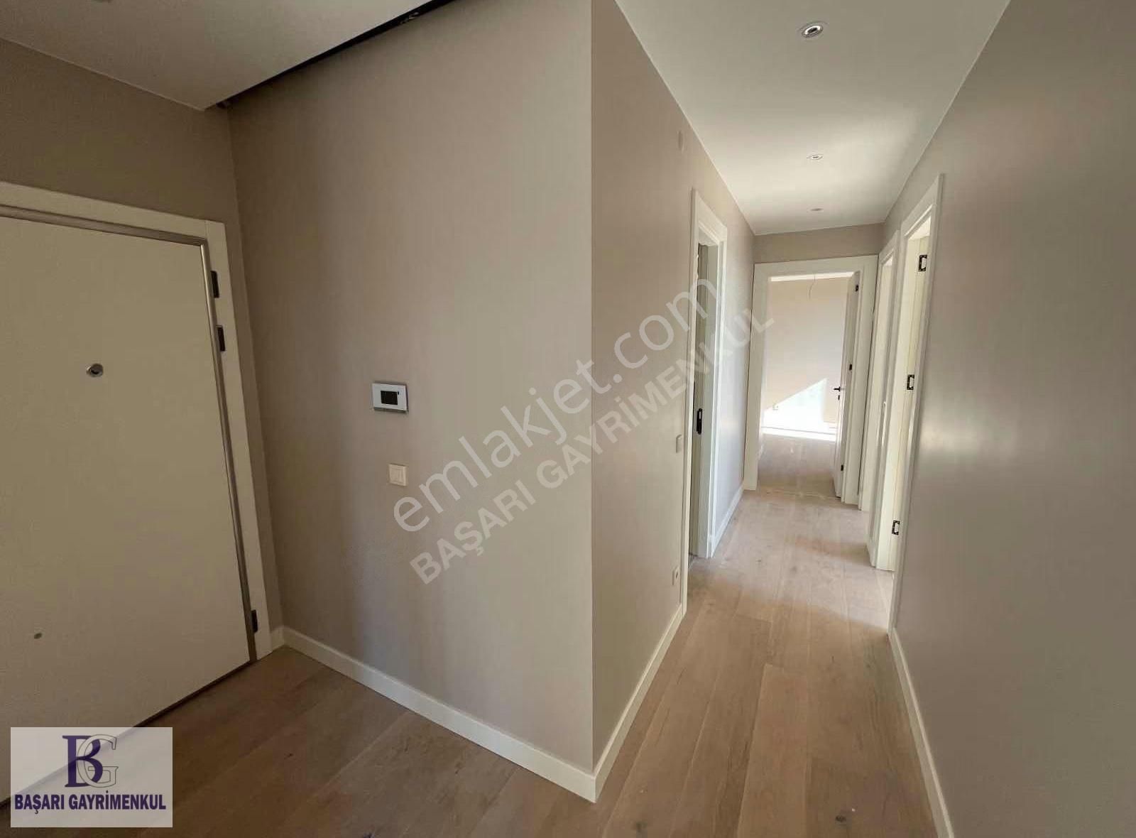 Başarı'dan Suadiye Zara'da 140 M2 2025 Yapımı Deniz Manzaralı - Görsel 32