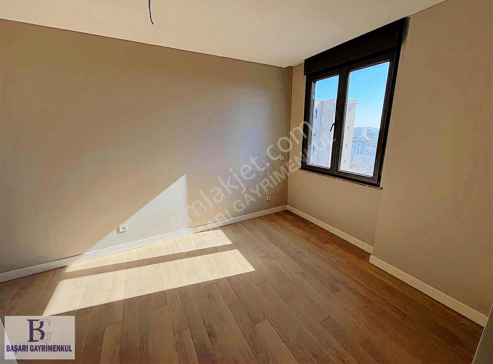 Başarı'dan Suadiye Zara'da 140 M2 2025 Yapımı Deniz Manzaralı - Görsel 31