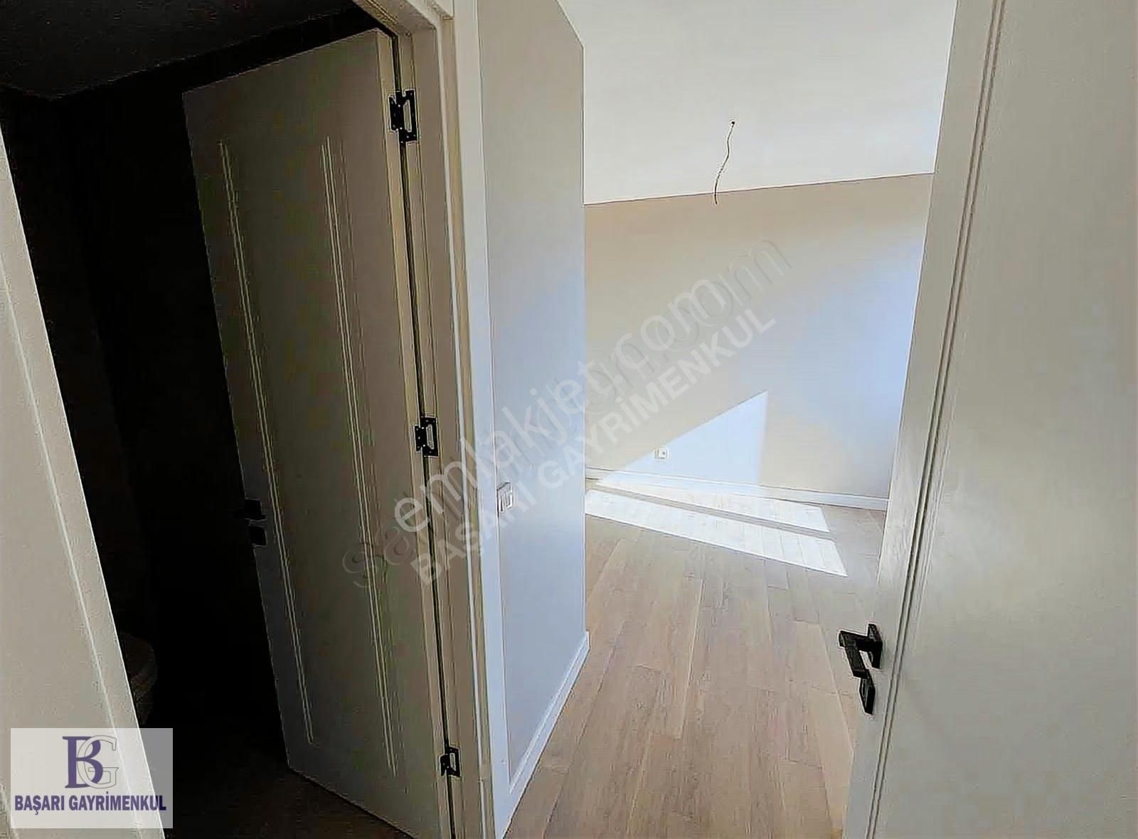 Başarı'dan Suadiye Zara'da 140 M2 2025 Yapımı Deniz Manzaralı - Görsel 29