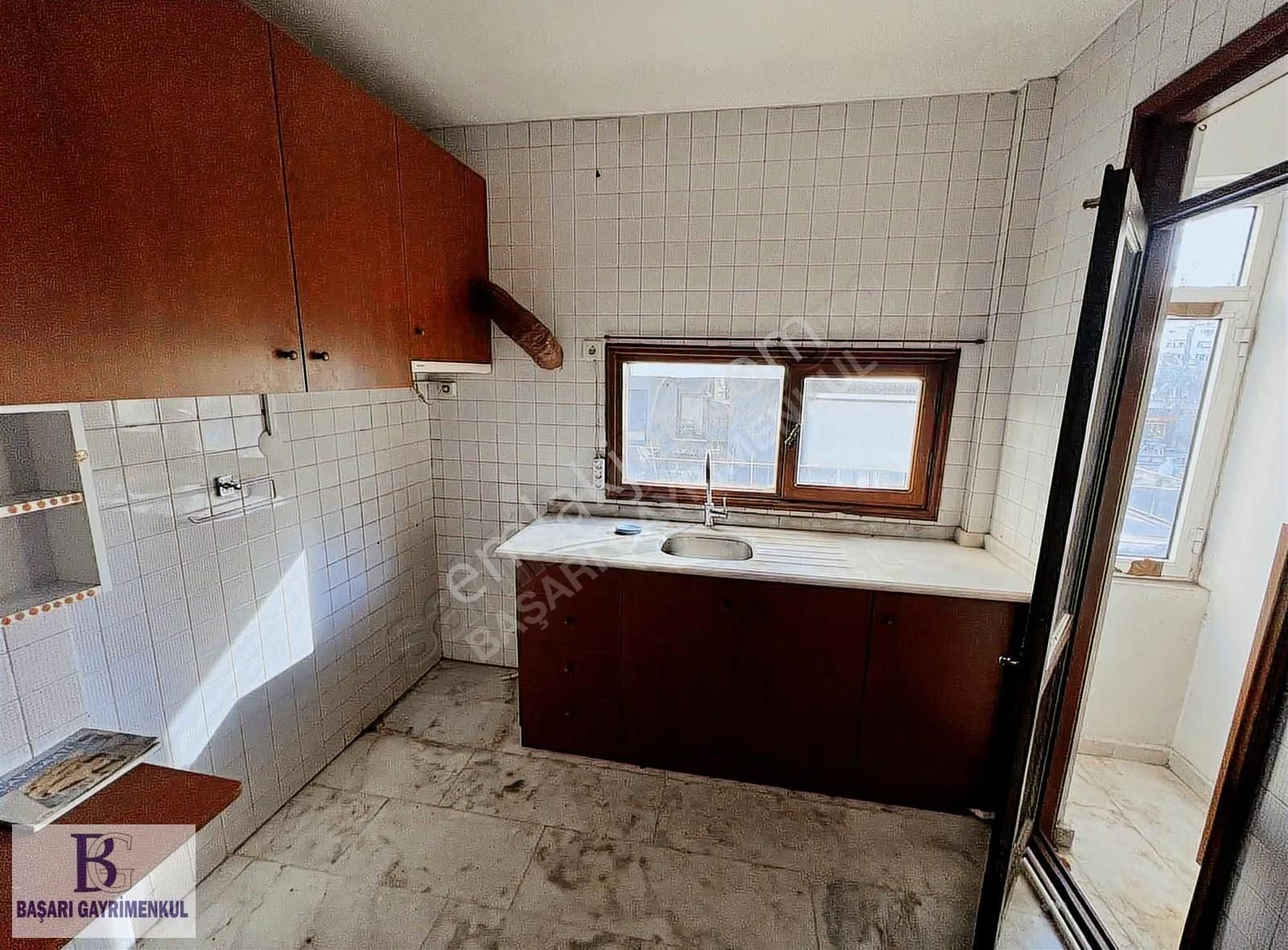 Başarı Suadiye Bağdata 6. Bina 130 M2 3+1 Yeşillikler İçinde - Görsel 31