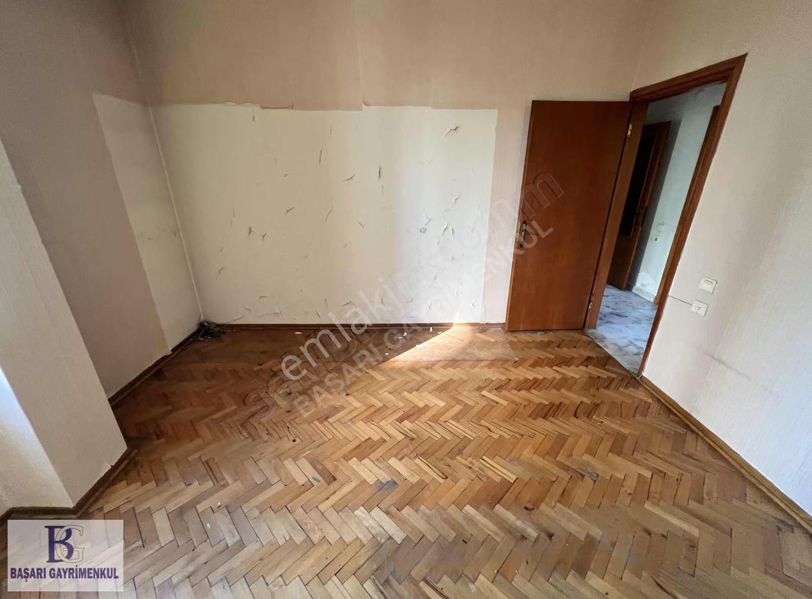 Başarı Suadiye Bağdata 6. Bina 130 M2 3+1 Yeşillikler İçinde - Görsel 19