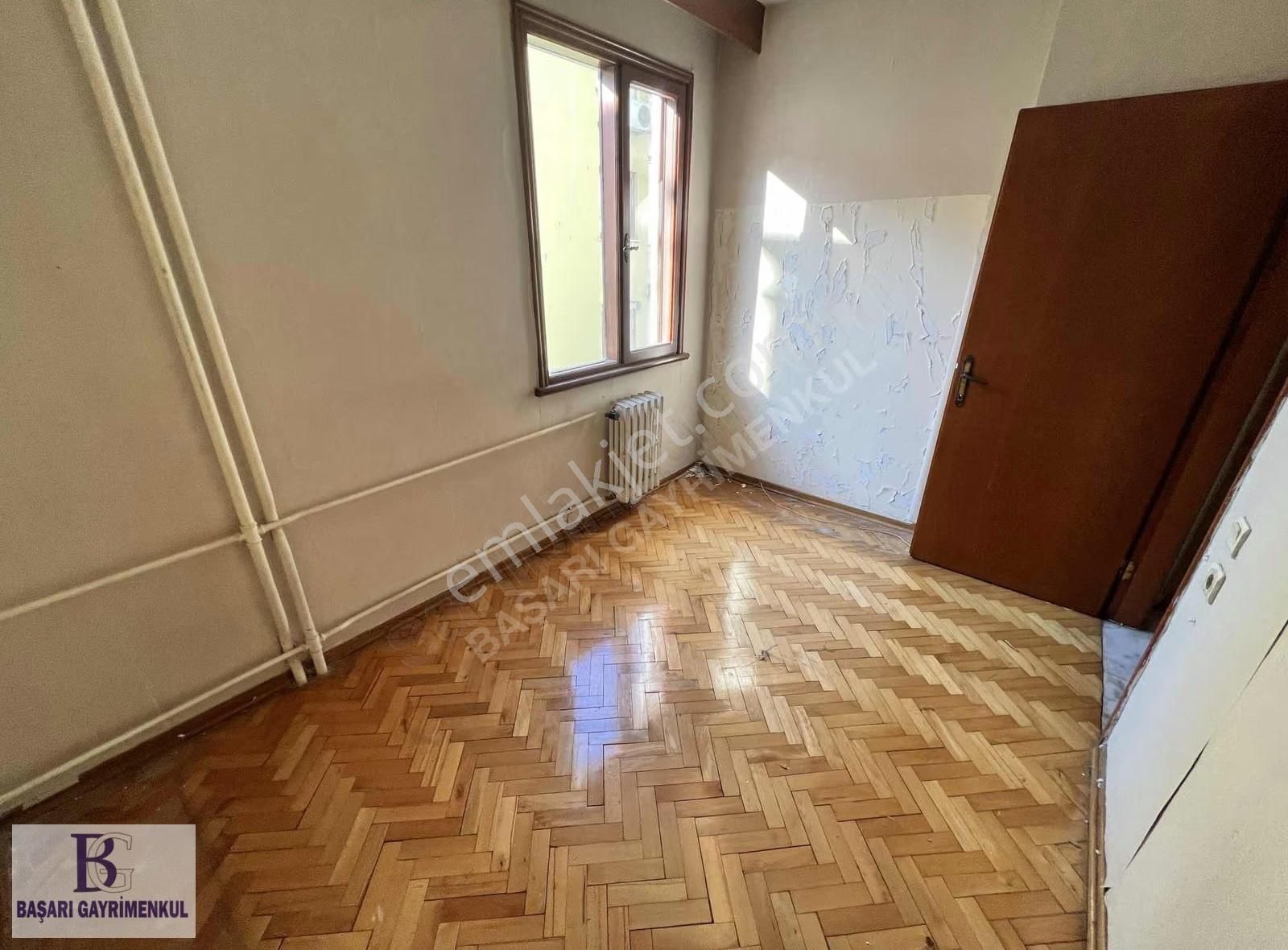 Başarı Suadiye Bağdata 6. Bina 130 M2 3+1 Yeşillikler İçinde - Görsel 23
