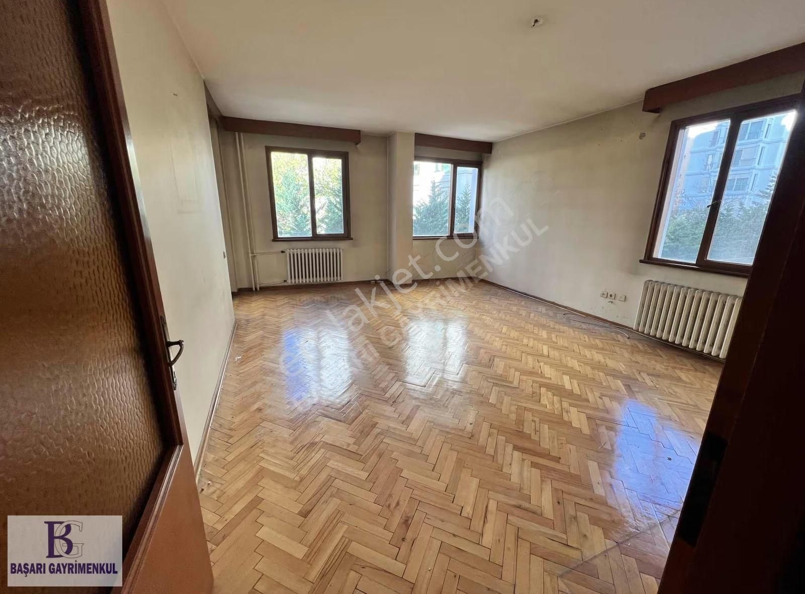 Başarı Suadiye Bağdata 6. Bina 130 M2 3+1 Yeşillikler İçinde - Görsel 8
