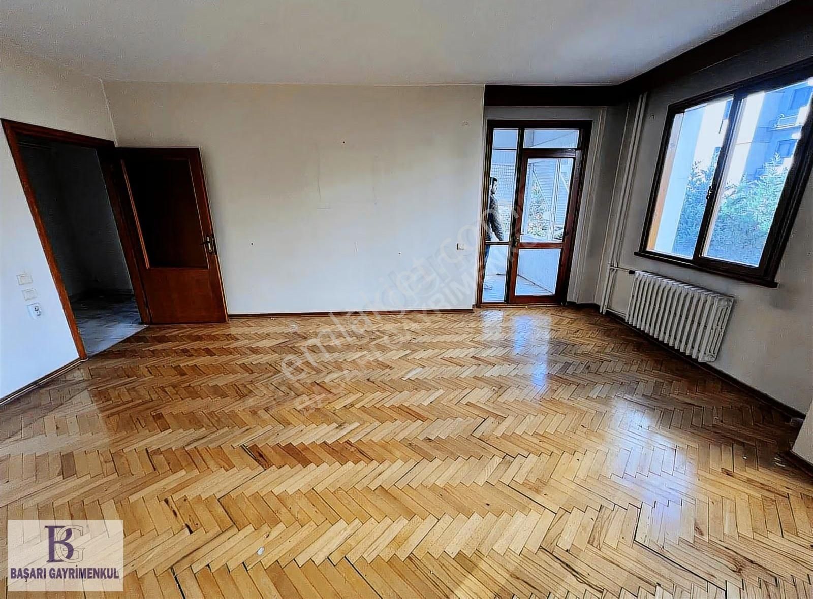 Başarı Suadiye Bağdata 6. Bina 130 M2 3+1 Yeşillikler İçinde - Görsel 2