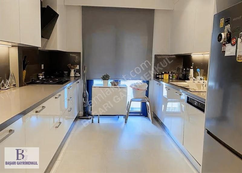 Başarı Fenerbahçe'de Kısmi Deniz Manzaralı 160 M2 3+1 Balkonlu - Görsel 16