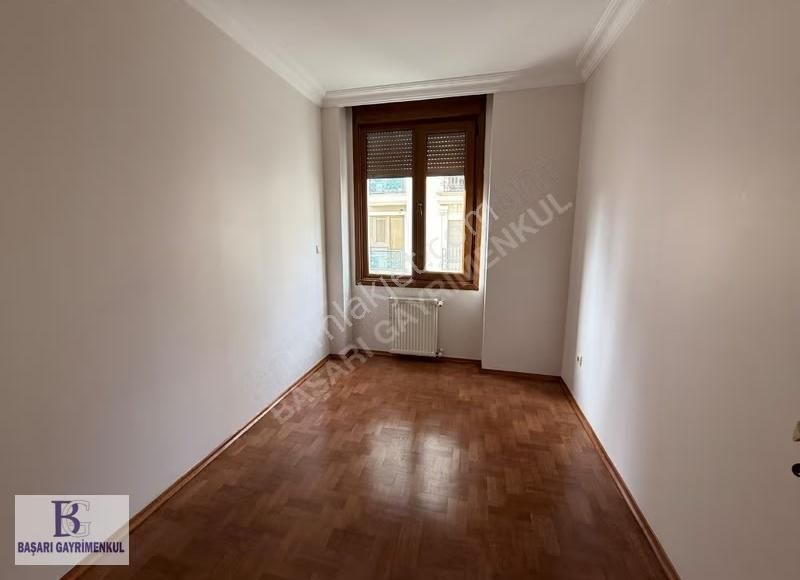 Başarı'dan Fenerbahçe Ordu Evinde 125 M2 3+1 Ferah Daire - Görsel 7